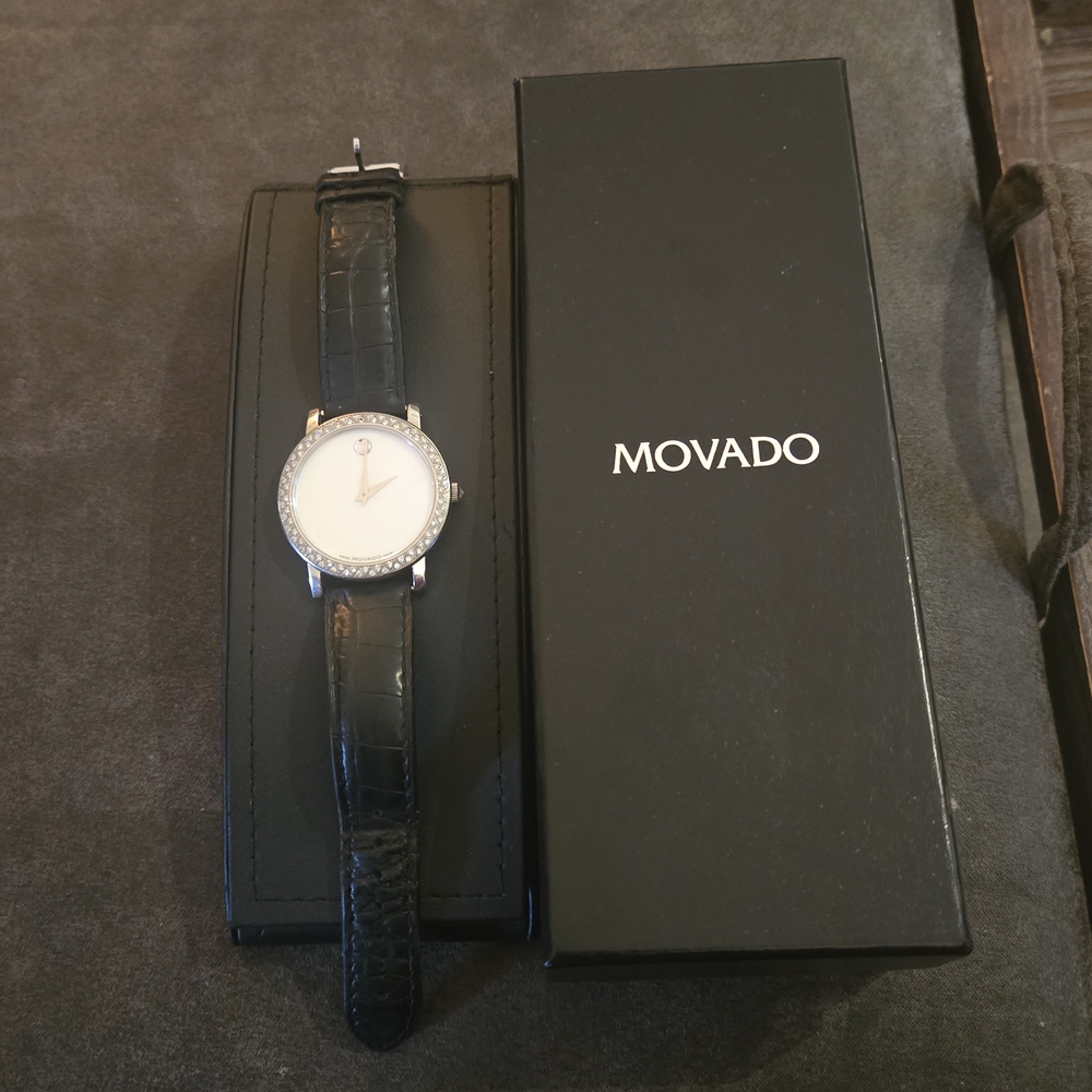 Movado Swiss Made 84 G2 1853 S Watch with 1.00cts of Diamonds in the bezel